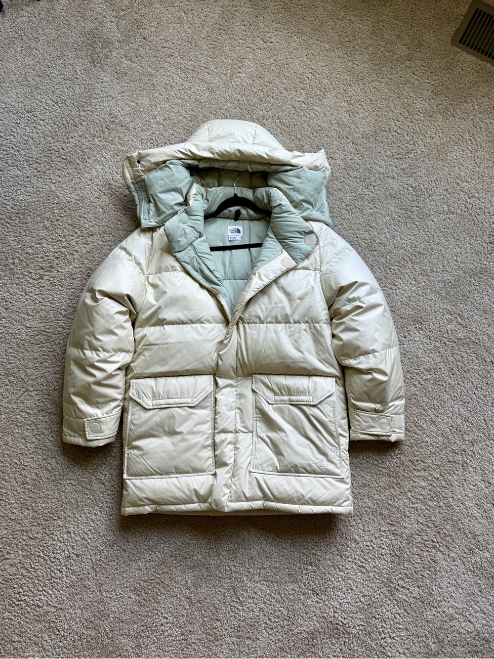 NWOT The North Face Men’s Large Insulated Parka Jacket Beige Cream Sage Green